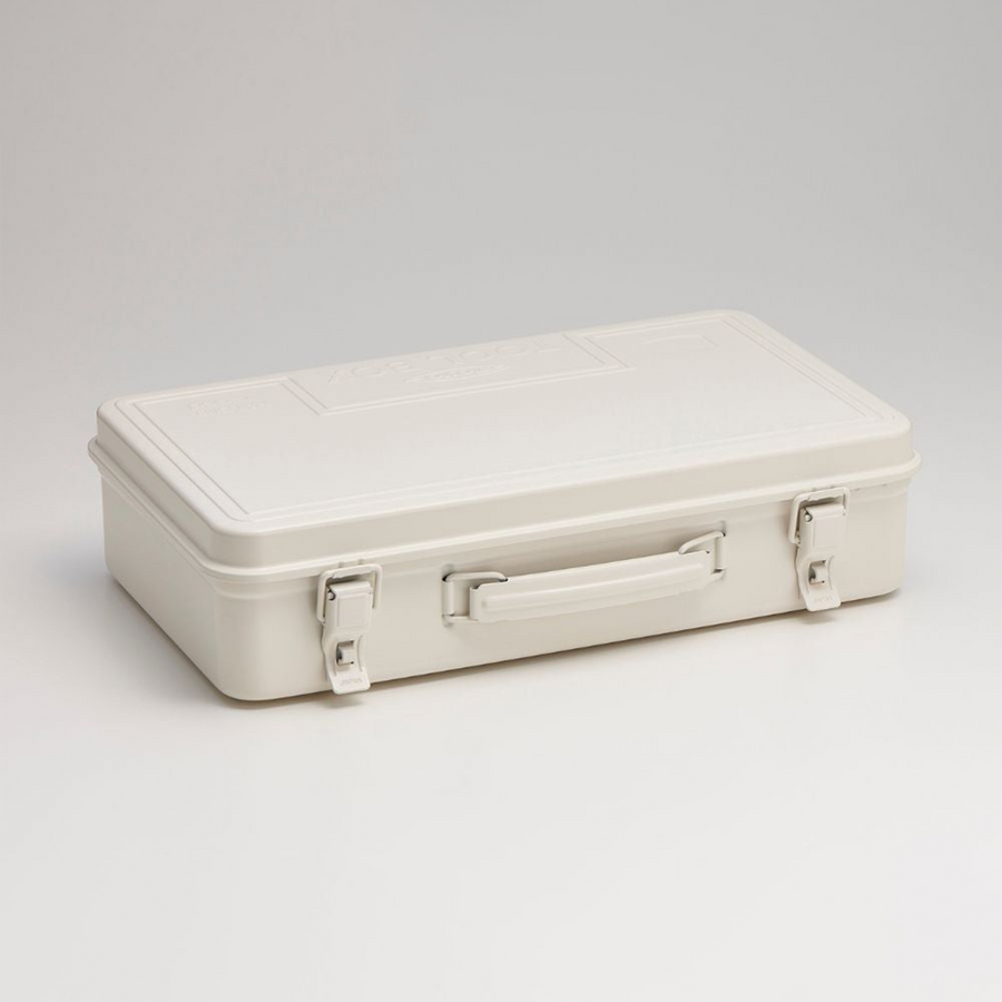 Toyo Steel T-360 White. Glossy white steel toolbox, pressed from a single plate with a round handle and no sharp edges. Durable, stackable, and features a cylinder lock. 1.6kg.